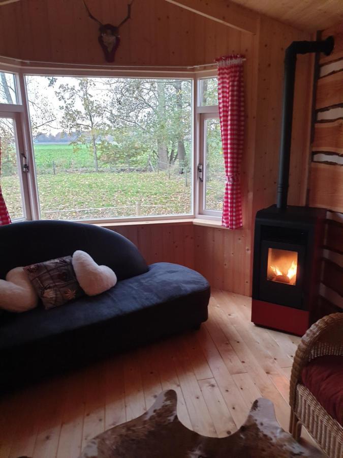 Ferienwohnung Tiny House Het Reebokje Vriescheloo Exterior foto